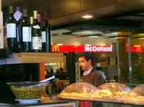 Wine bar Milan airport.jpg